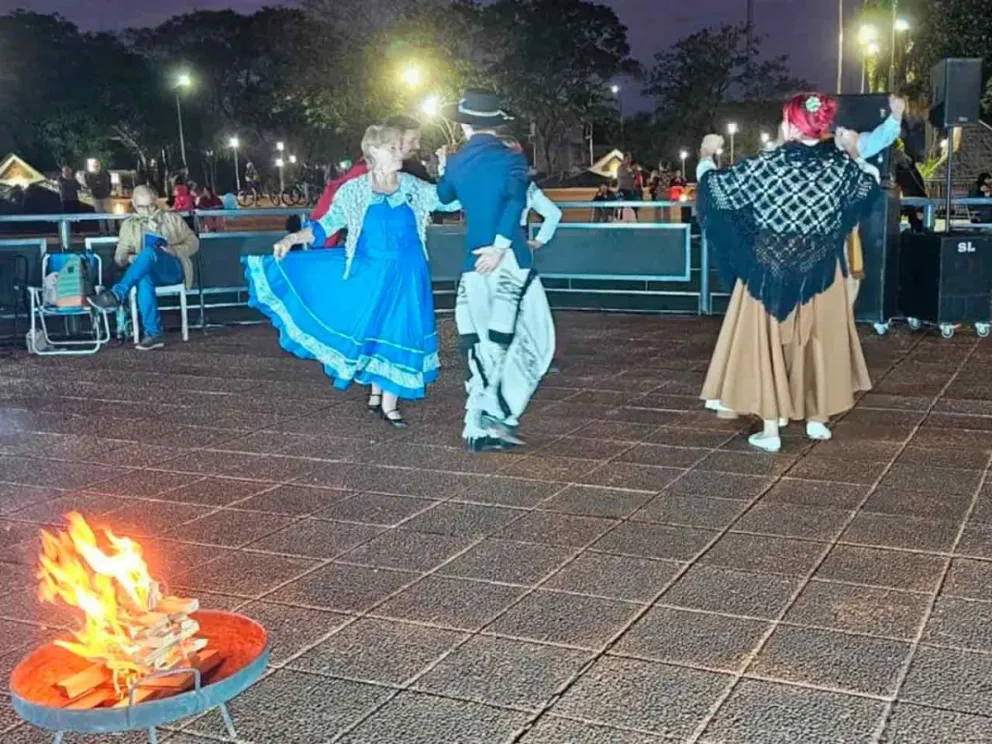  La fiesta se desarrolló en la plaza Colón