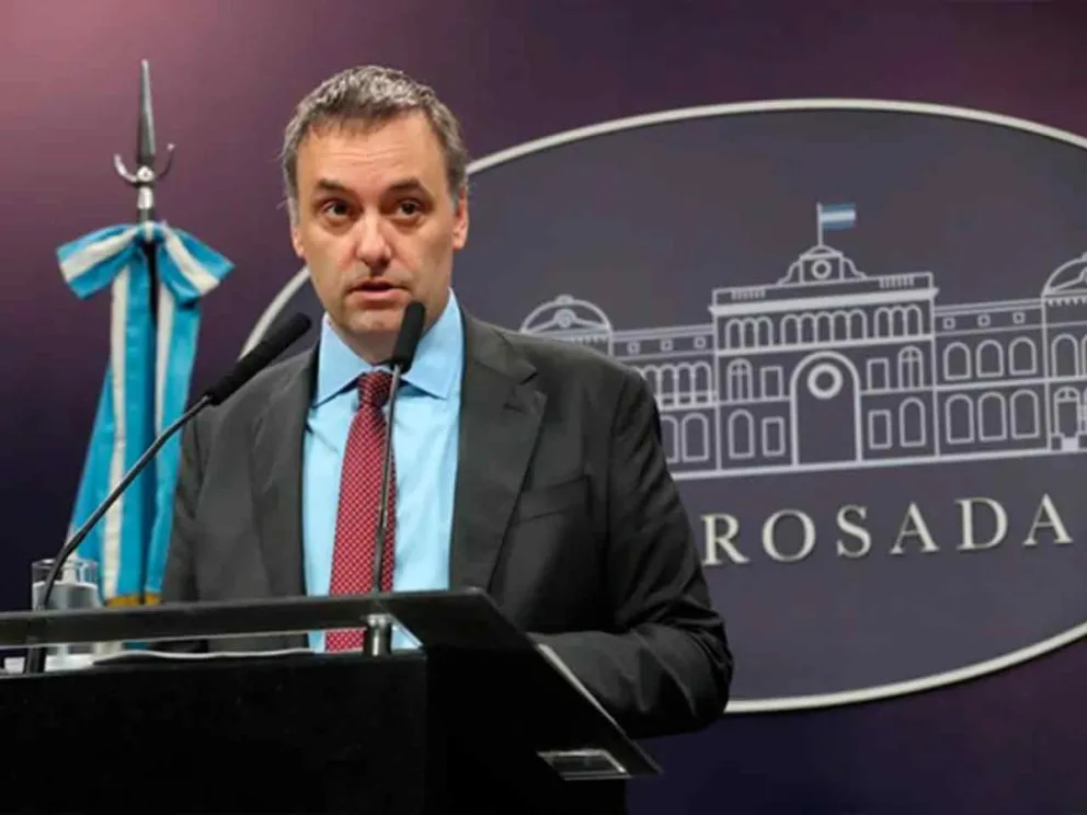 Manuel Adorni