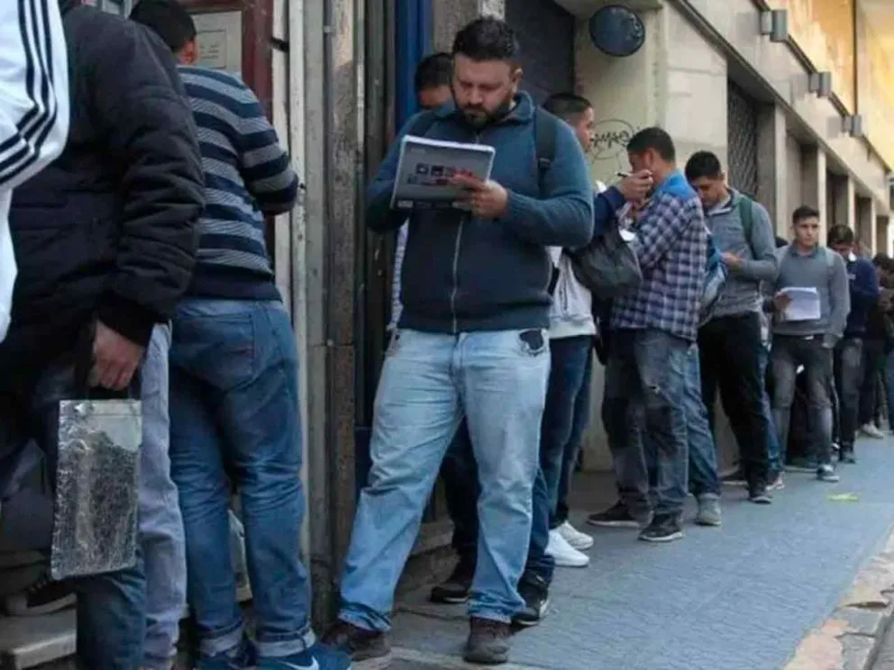 Continúan los despidos masivos 