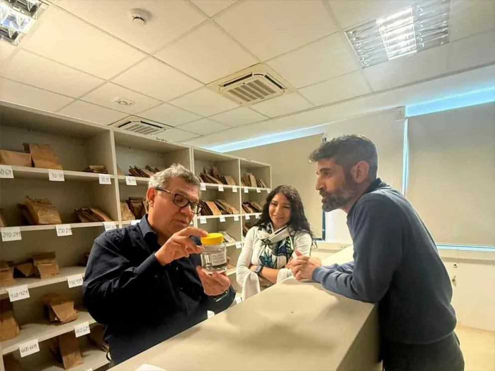 Hesiquio Benítez Díaz en el IMBio