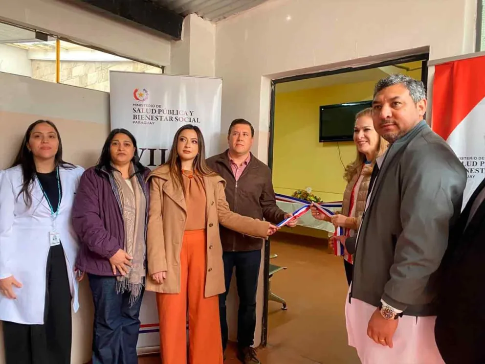 Corte de cinta inaugural