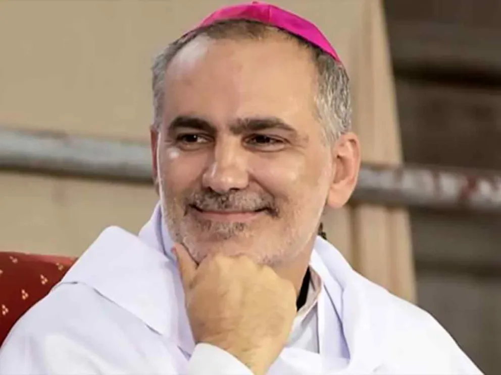 Arzobispo Gustavo Carrara