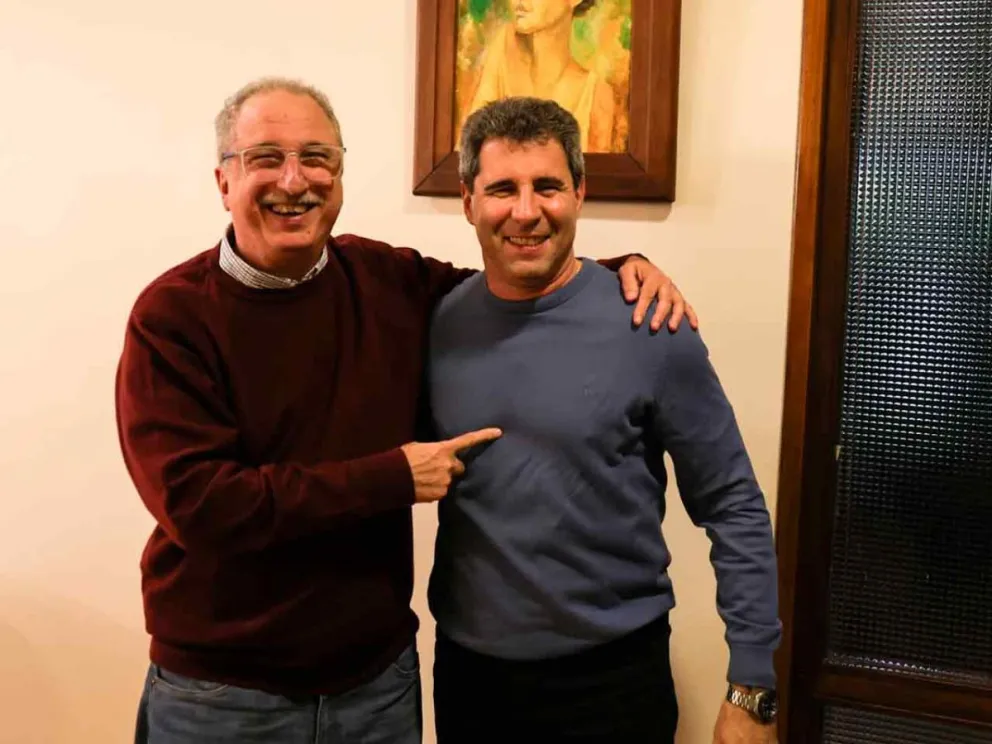Hugo Passalacqua junto al senador Sergio Uñac