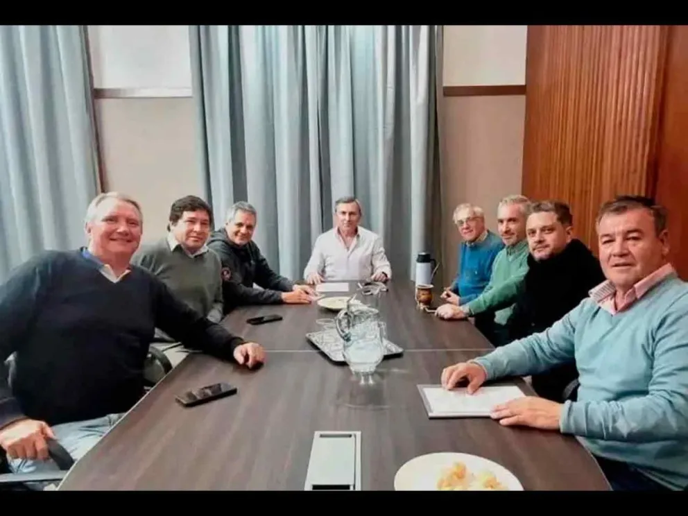 Carlos Sartori y representantes gremiales lucifuercistas