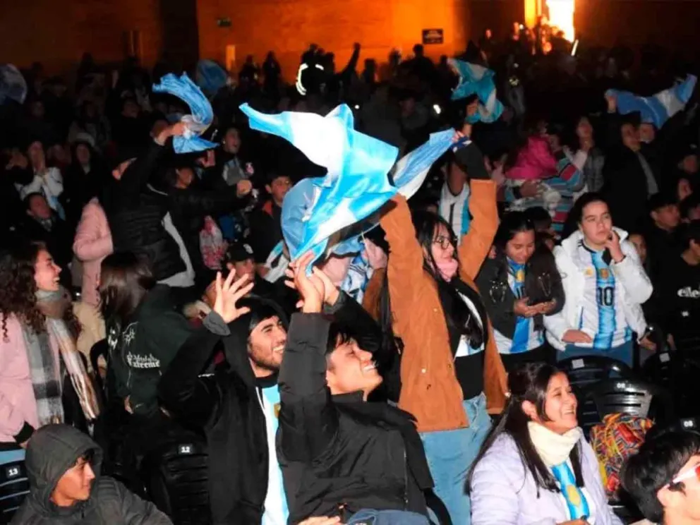 Noche cargada de emoción