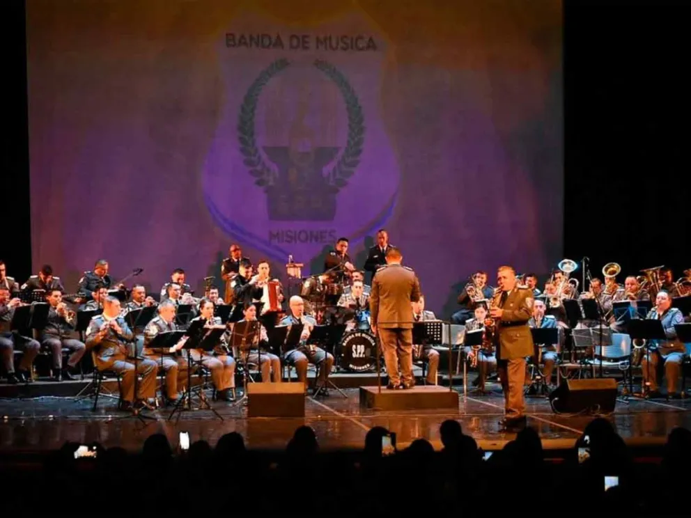 Brindó el concierto “Notas de Tierra Roja”