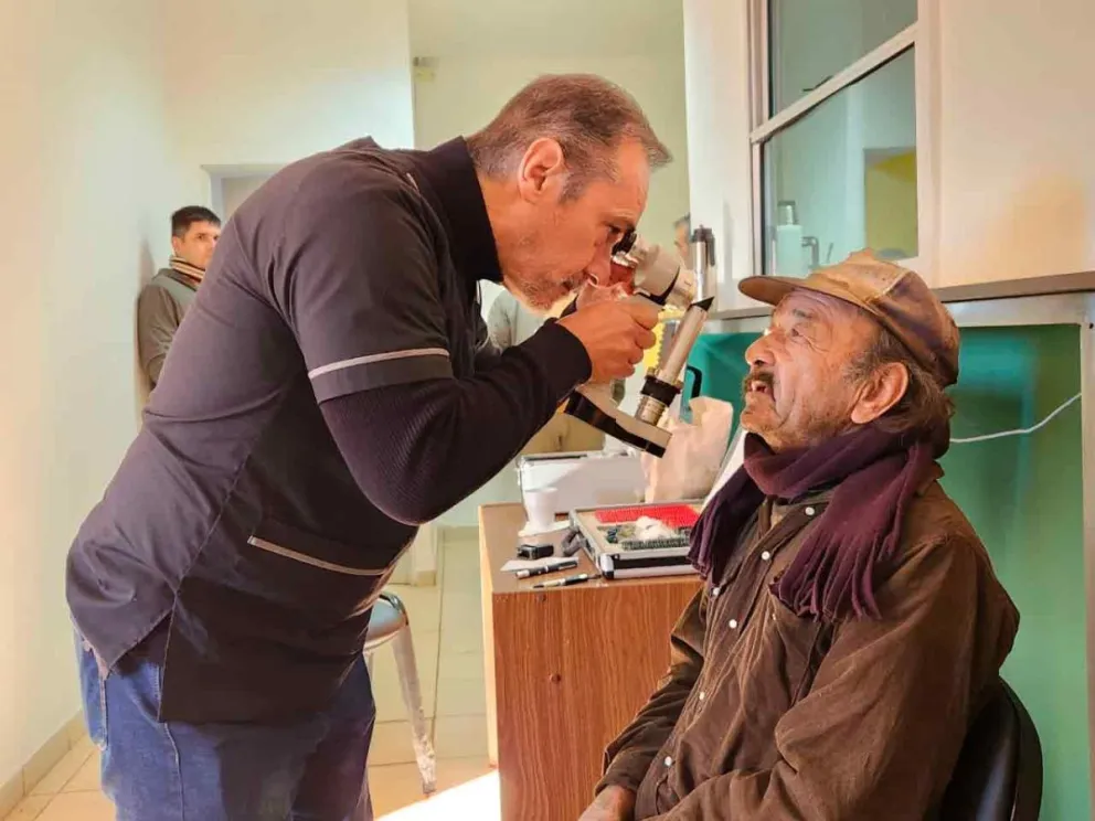Atención oftalmológica integral sin costo