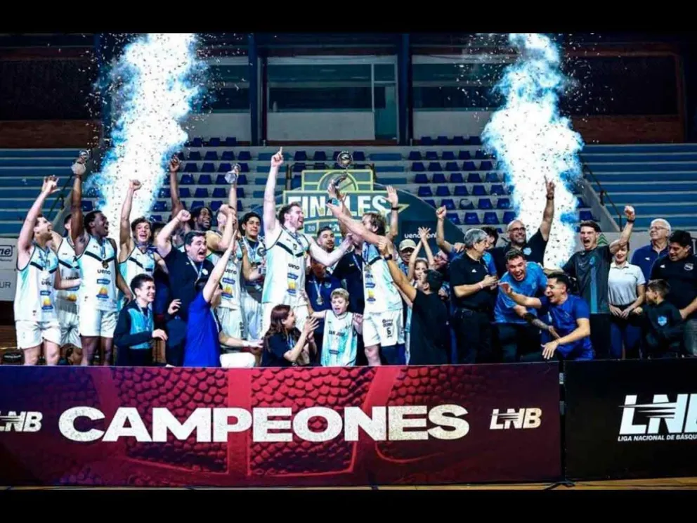 Deportivo San José a puro festejo