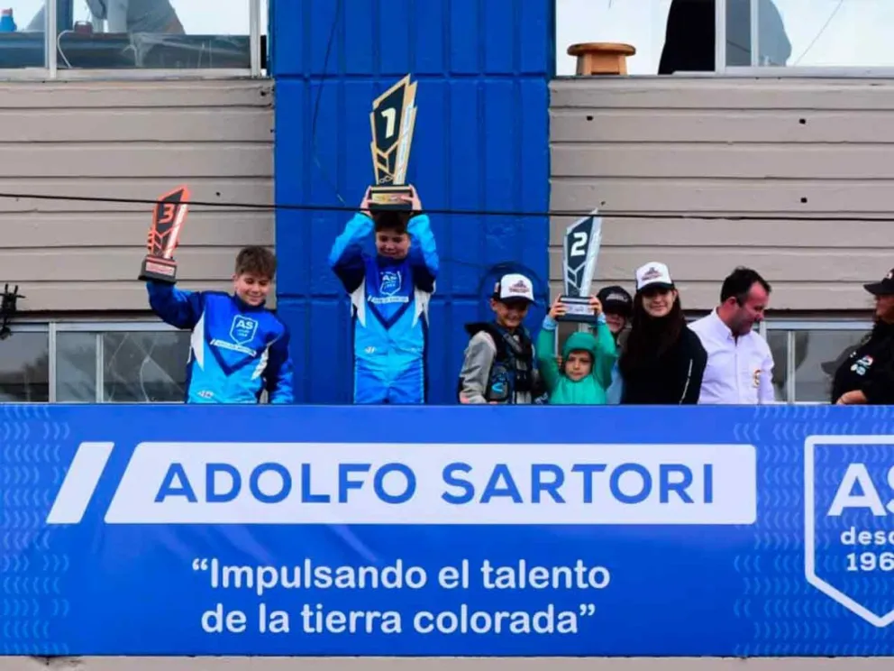 Ganadores en el podio