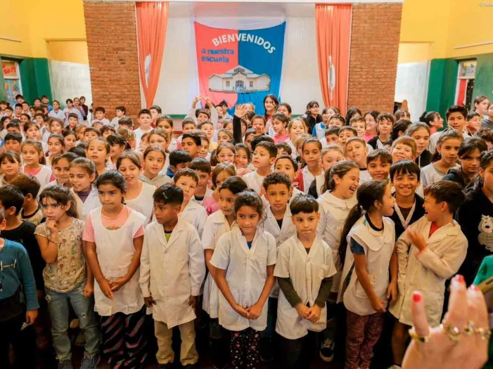 Para mantener en condiciones los edificios educativos