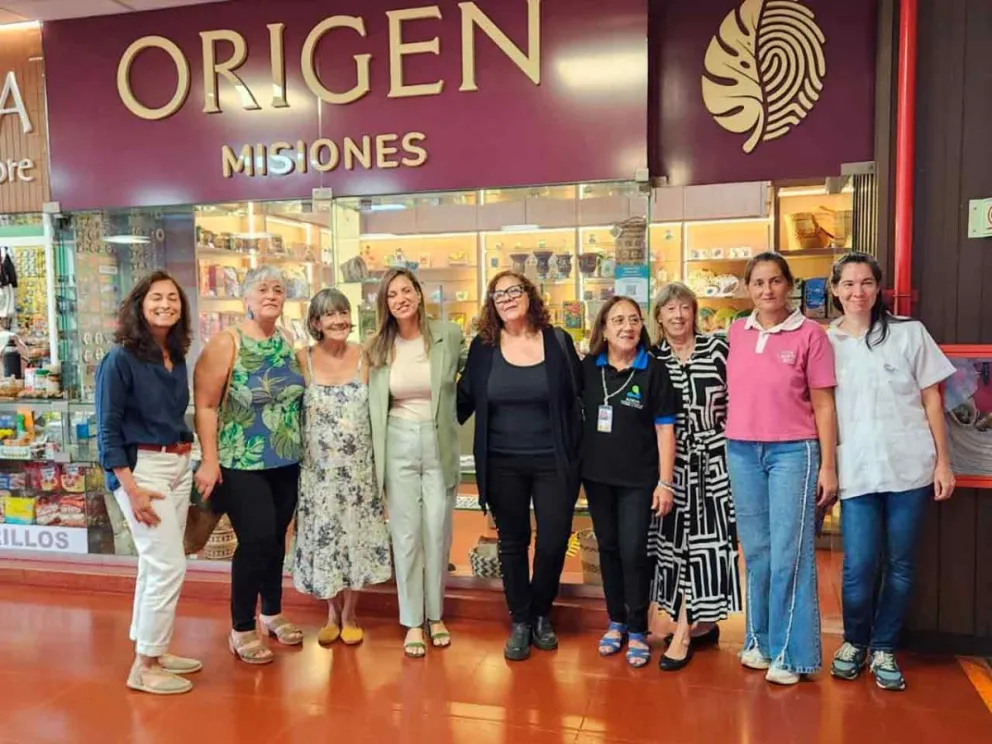 Graciela Do Moura y equipo de trabajo