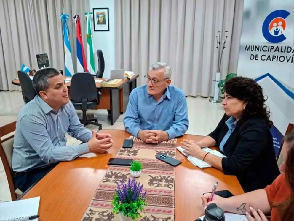 Padilla se reunió con Arrúa y su equipo