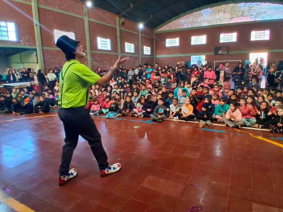 En el marco del Mes del Niño