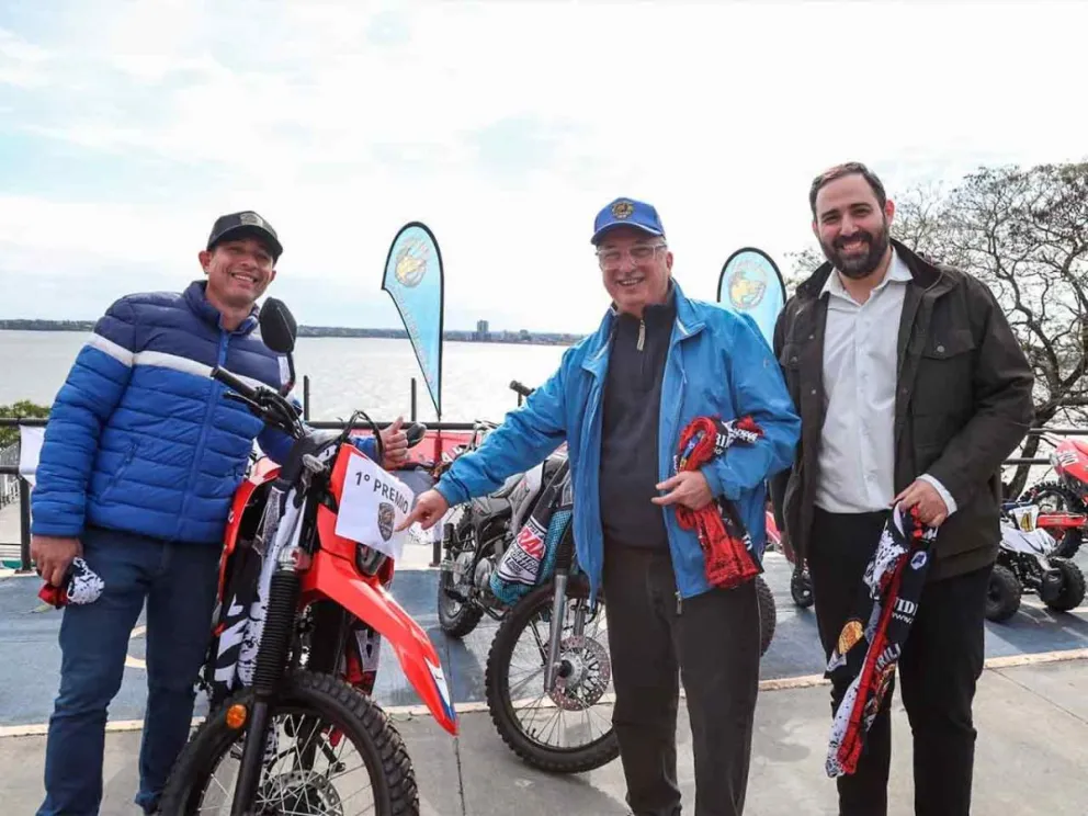 El Gobernador acompañó la presentación oficial