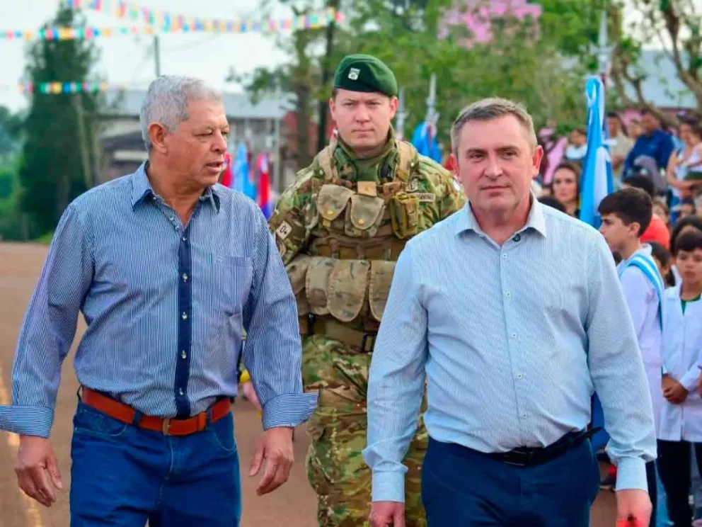 José Alvez junto a Carlos Sartor, en el acto oficial