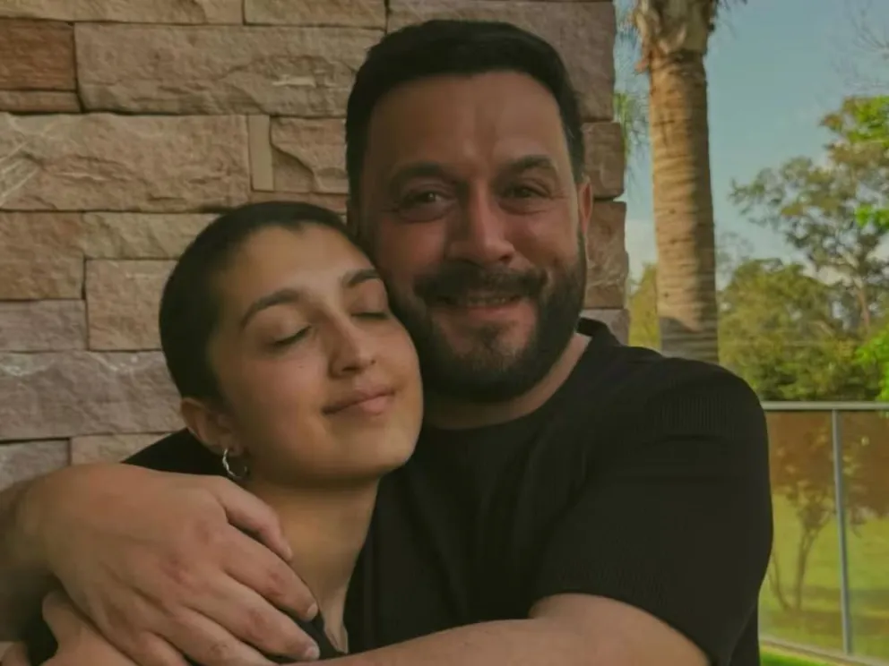 Lucas Sugo junto a su hija Florencia