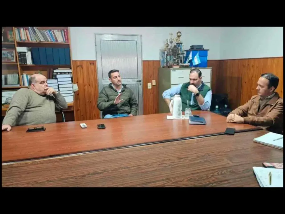 Matías Vílchez visitó una cooperativa de Jardín América