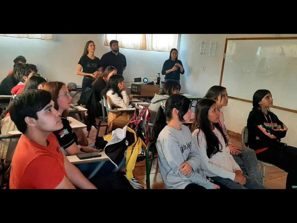 Jornada participativa y reflexiva con alumnos de la EPET 27