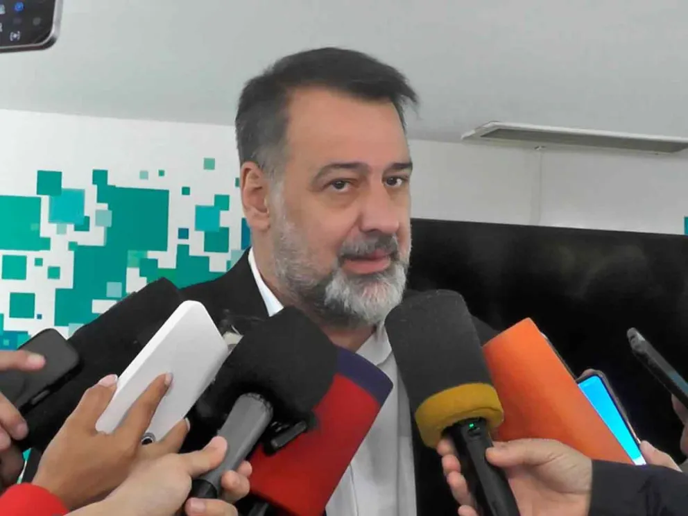 Héctor González
