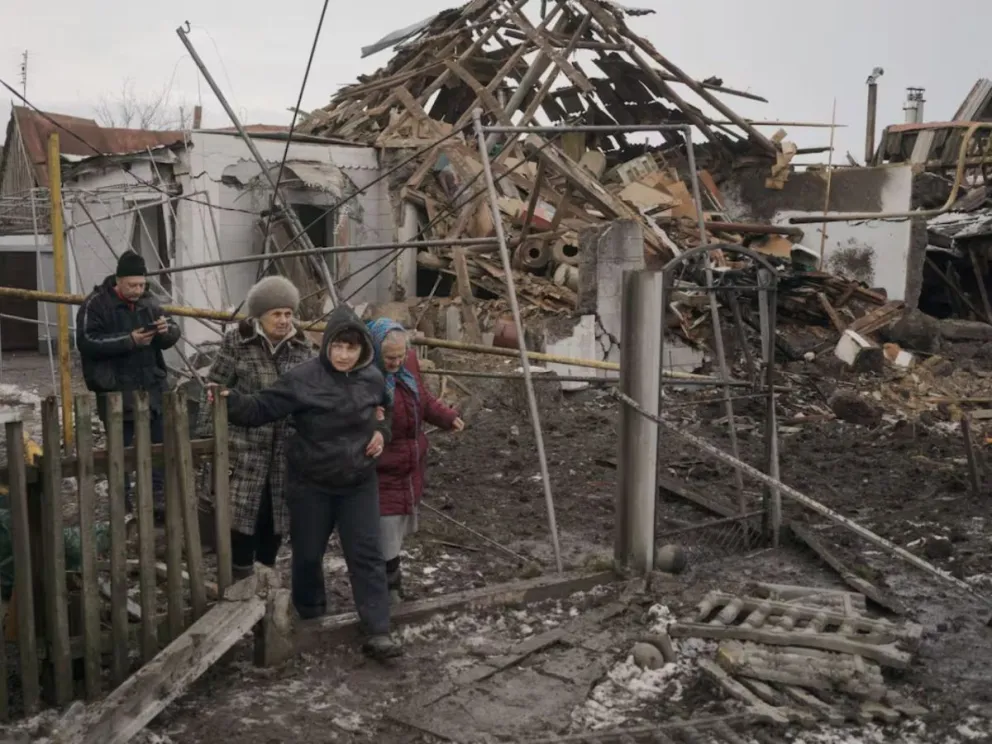 Ataque con drones rusos Shahed en Vilnyansk, Zaporiyia, en Ucrania, el 29 de enero de 2026 (Getty Images)