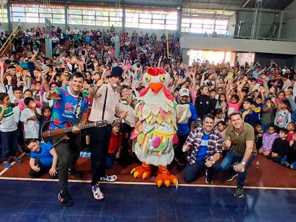 Agasajo con magia, música, juegos y premios