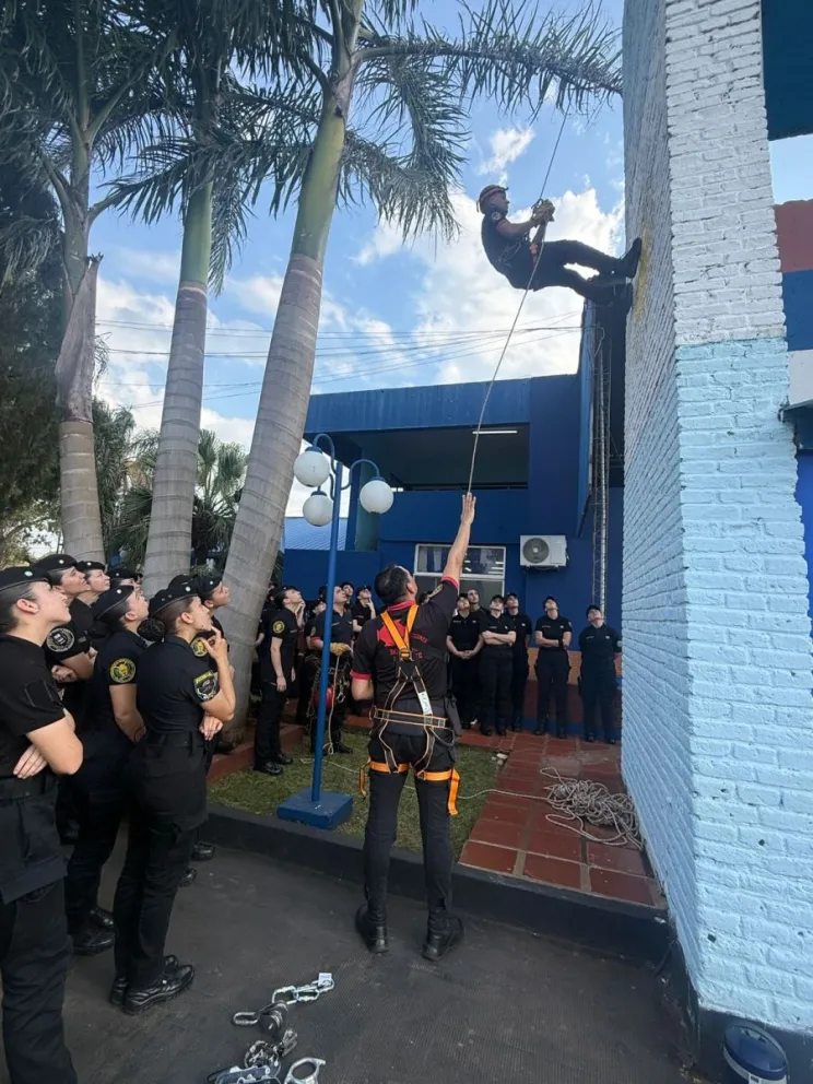 Práctica de rescate en altura