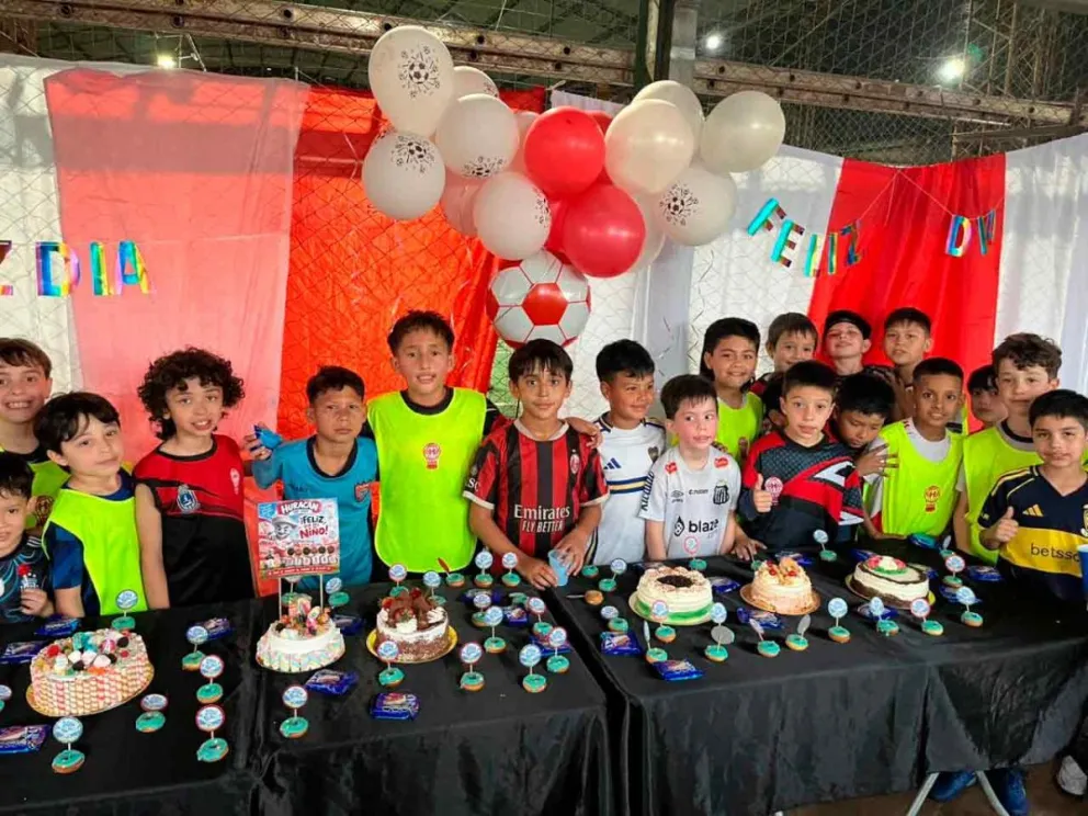 Equipo infantil del Club Huracán