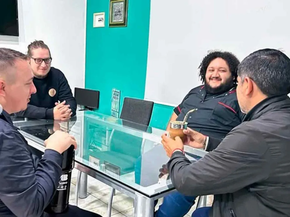 Rafael Cabrera se reunió con la comisión central