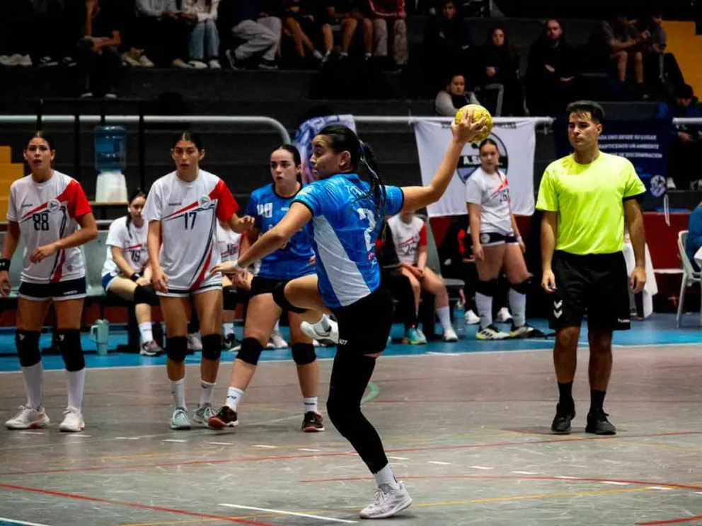 En el Complejo Polideportivo “Ian Barney”