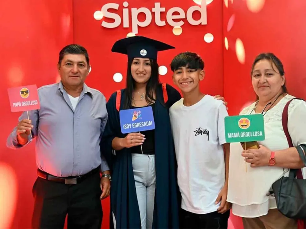 Destaca las historias de esfuerzo y constancia