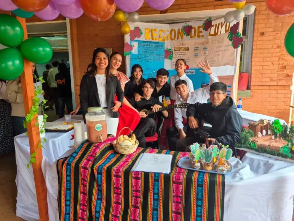  Los alumnos representaron a distintos países 