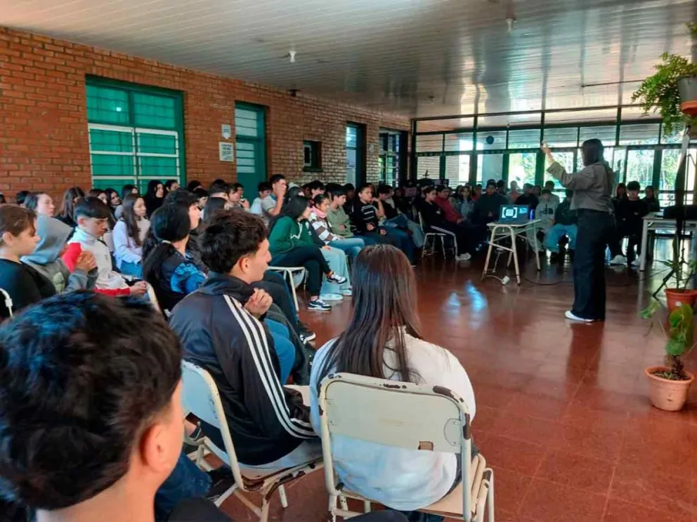 Participaron unos 60 estudiantes