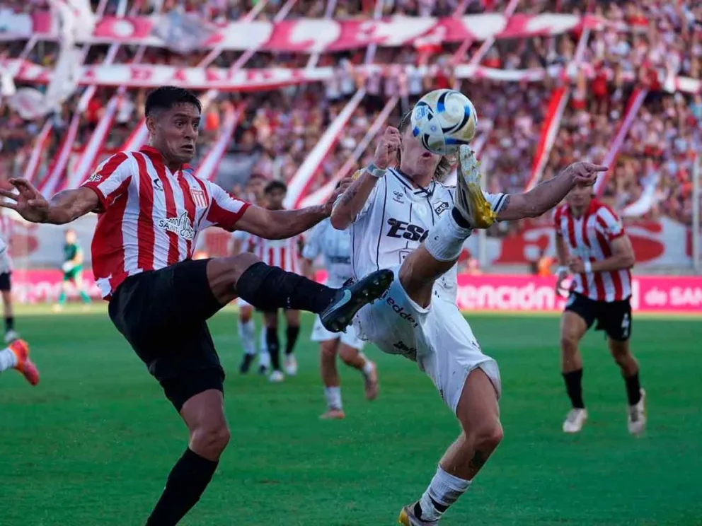 En el Estadio Norberto Tomaghello