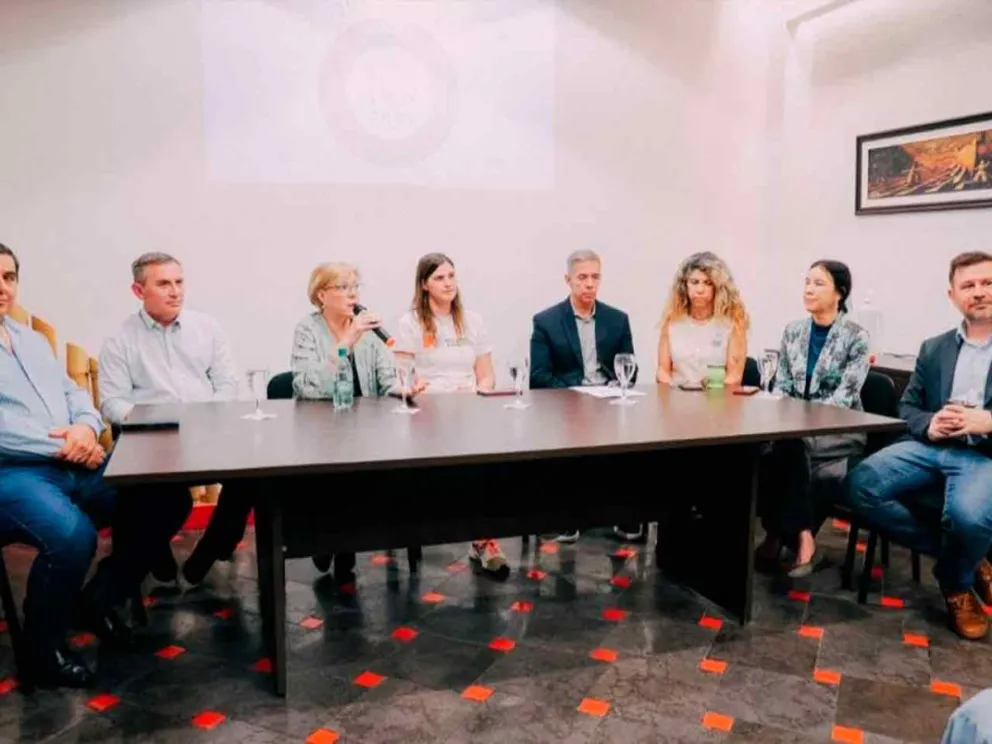 Viviana Rovira encabezó el encuentro institucional