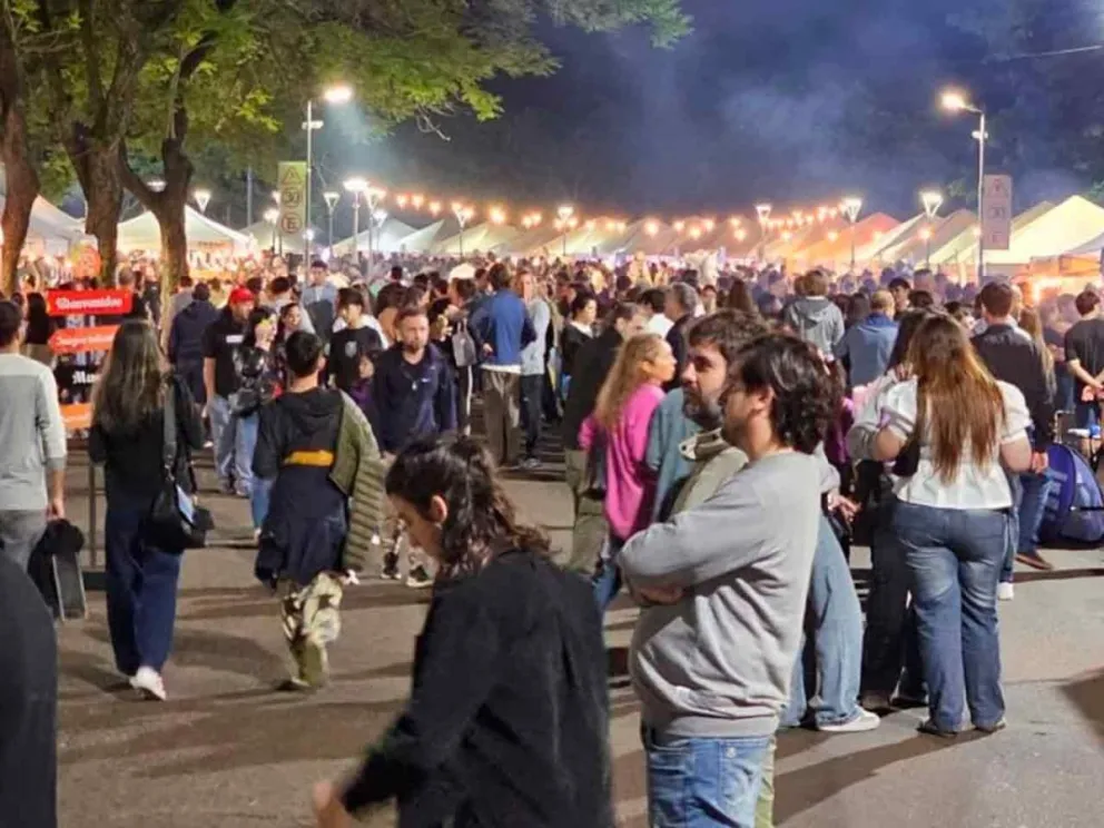 Multitudinaria concurrencia de público