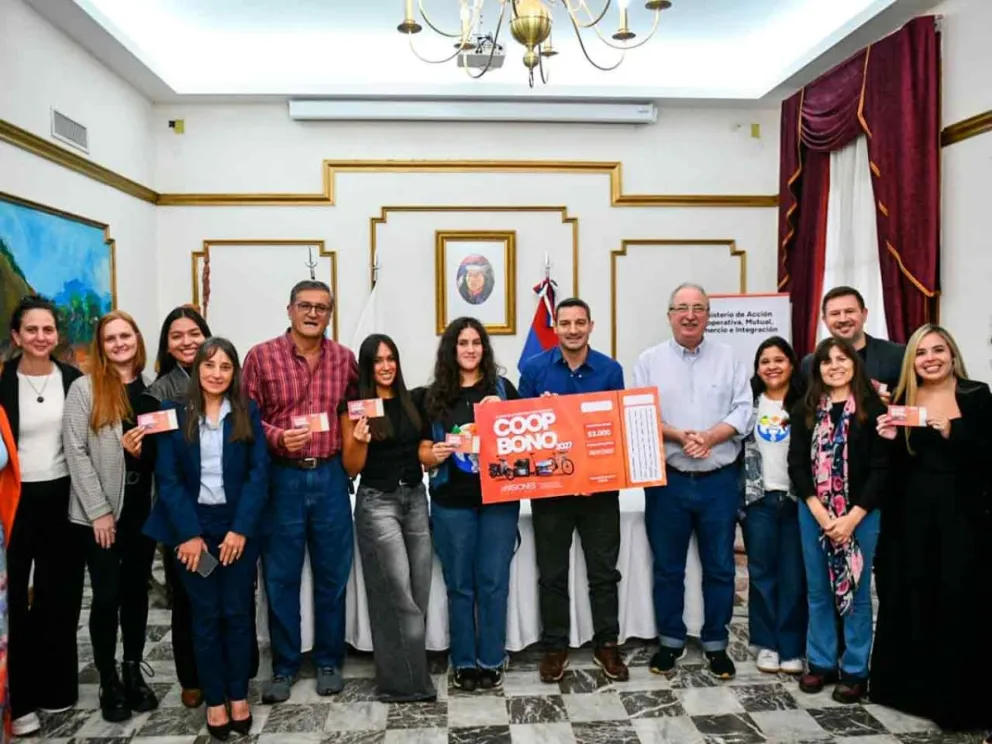 El Gobernador encabezó la presentación en la Sala de Situación