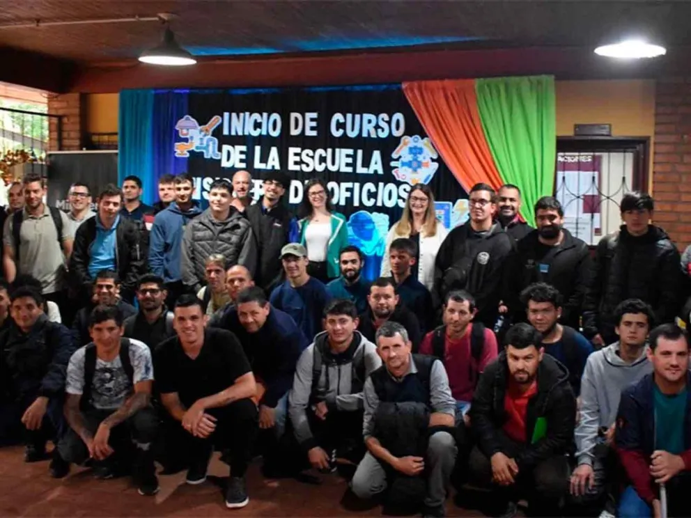 Ofrece capacitaciones gratuitas
