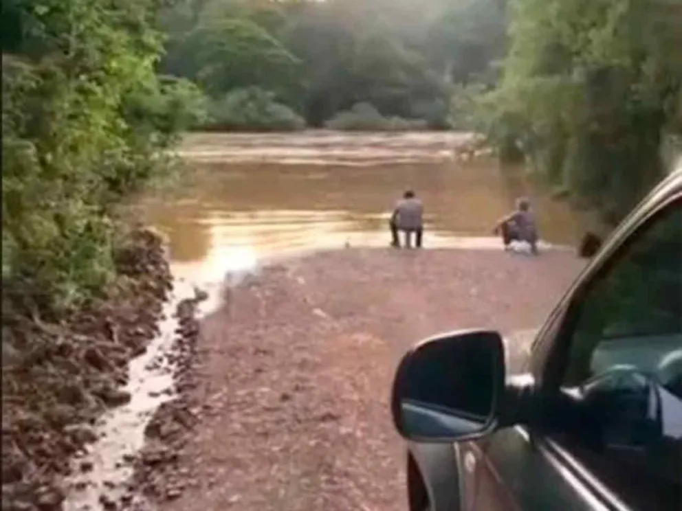 Ante el avance del caudal del río Paraná