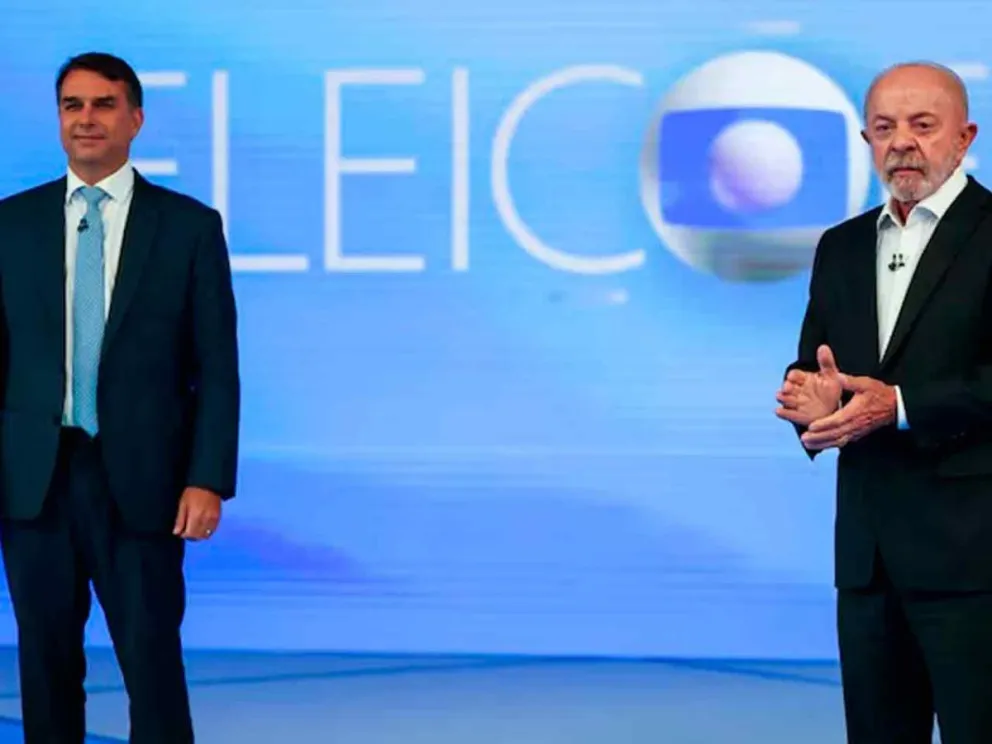 Flávio Bolsonaro y Luiz Inácio Lula da Silva