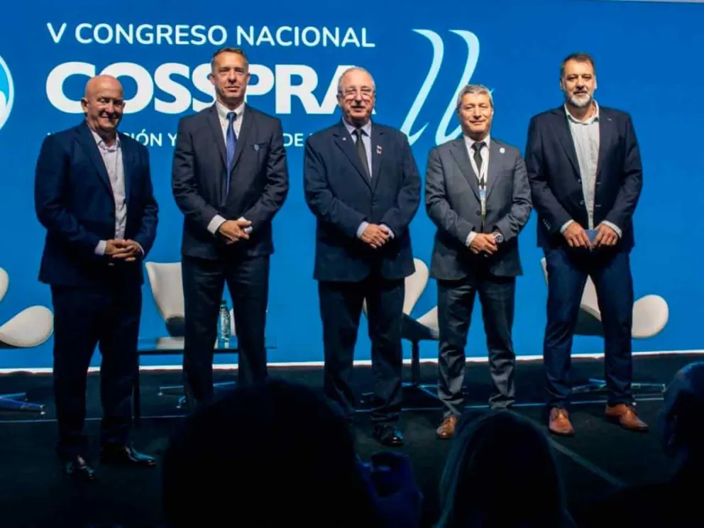 El Gobernador encabezó la apertura del encuentro en Puerto Iguazú